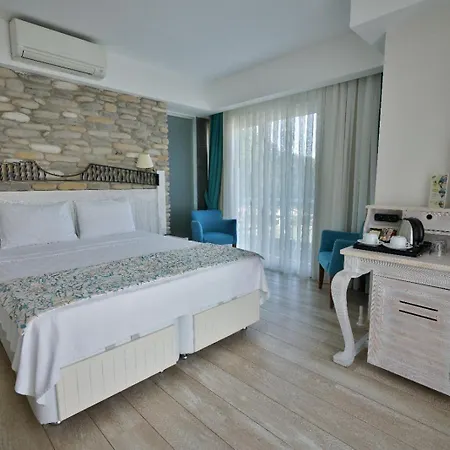 Dedeminn Marina 3* Göcek