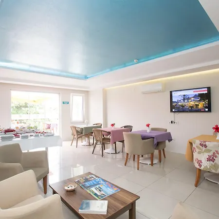 Dedeminn Marina Hotel