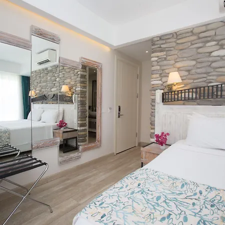 Dedeminn Marina Hotel 3*