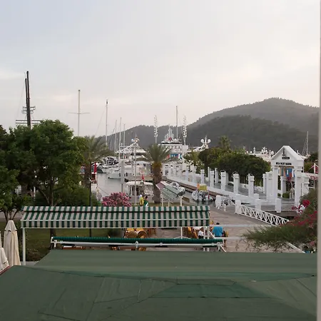 Hotel Dedeminn Marina 3*