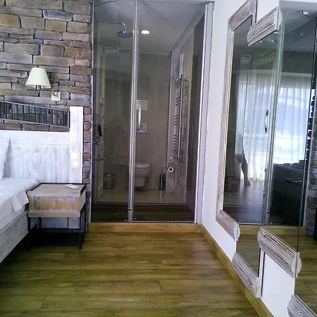Dedeminn Marina Hotel 3*