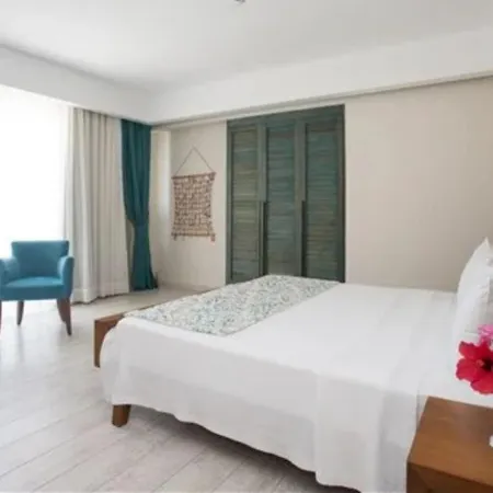 Hotel Dedeminn Marina