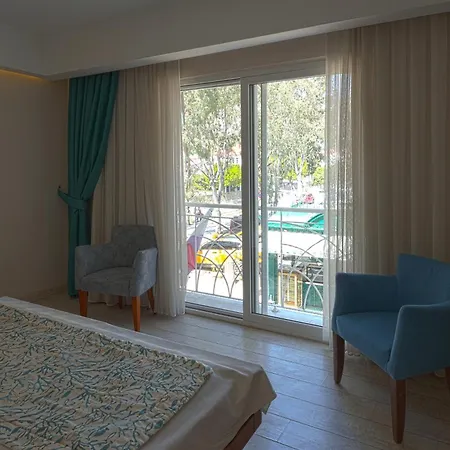 Hotel Dedeminn Marina 3*