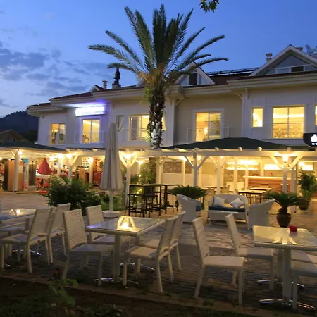 Hotel Dedeminn Marina 3*